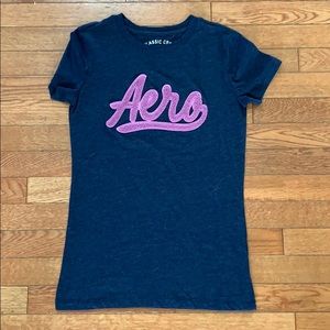Aeropostale u-neck t-shirt